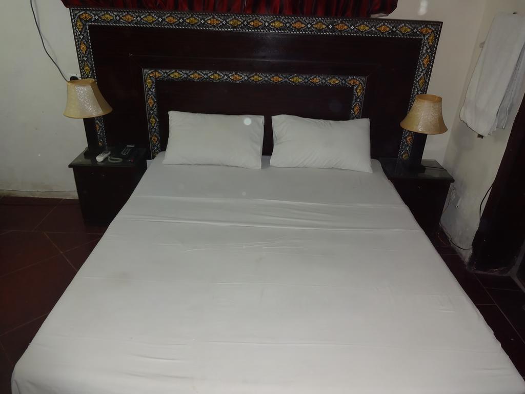 Safari Hotel Upper Mall Lahore Exterior foto